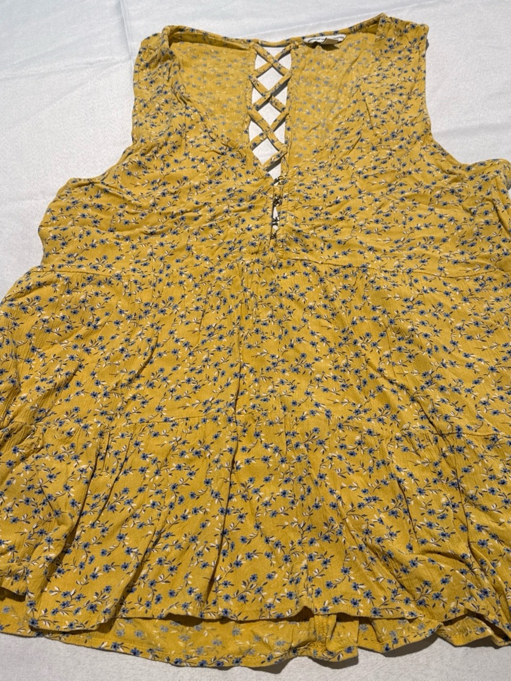 Women’s Yellow Floral Sleeveless Top with Lattice V-Neck